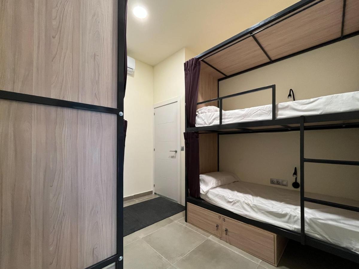 Multi Hostel Calvario Μαδρίτη Εξωτερικό φωτογραφία
